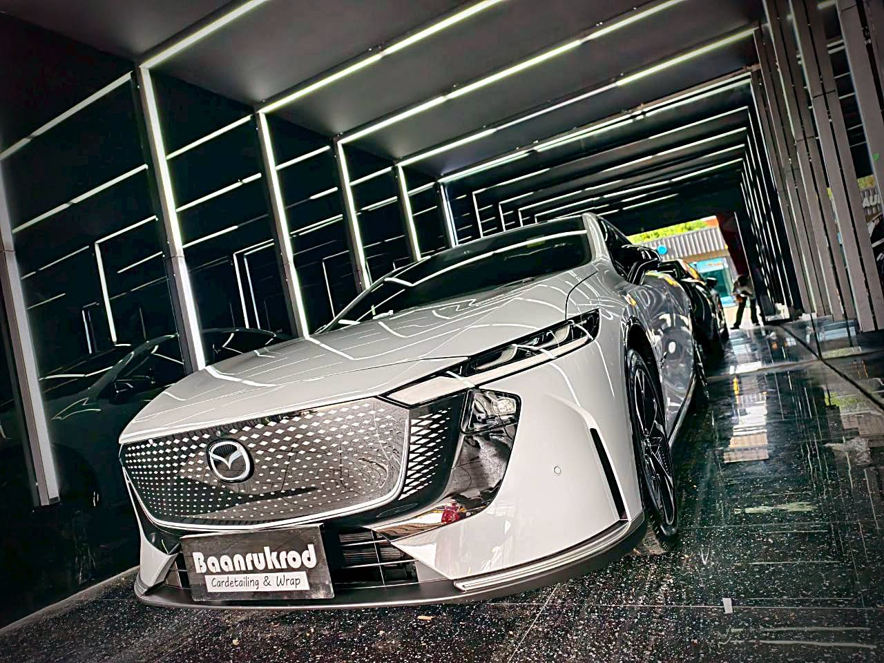 รีวิวลูกค้า Mazda สีเทา งานหุ้มเปลี่ยนสี Baanrukrod